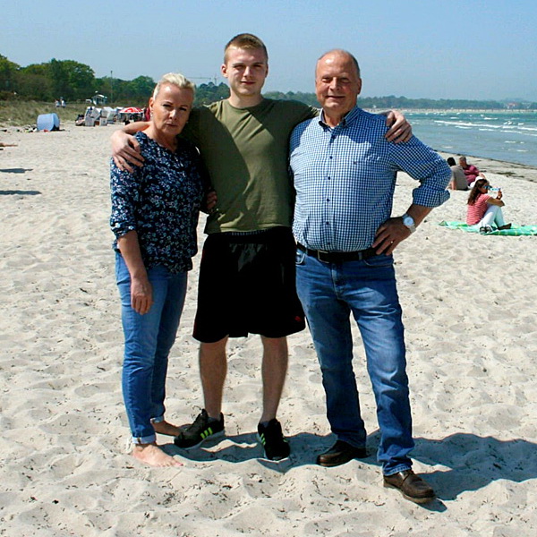 Familie Lehmann am Strand von Boltenhagen